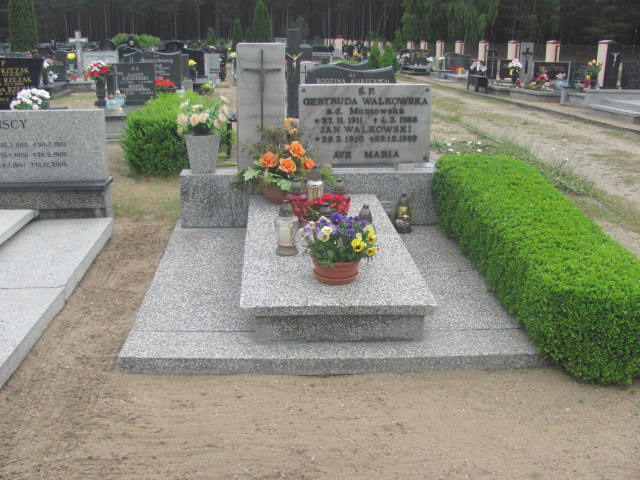 Grób Irena Walkowska